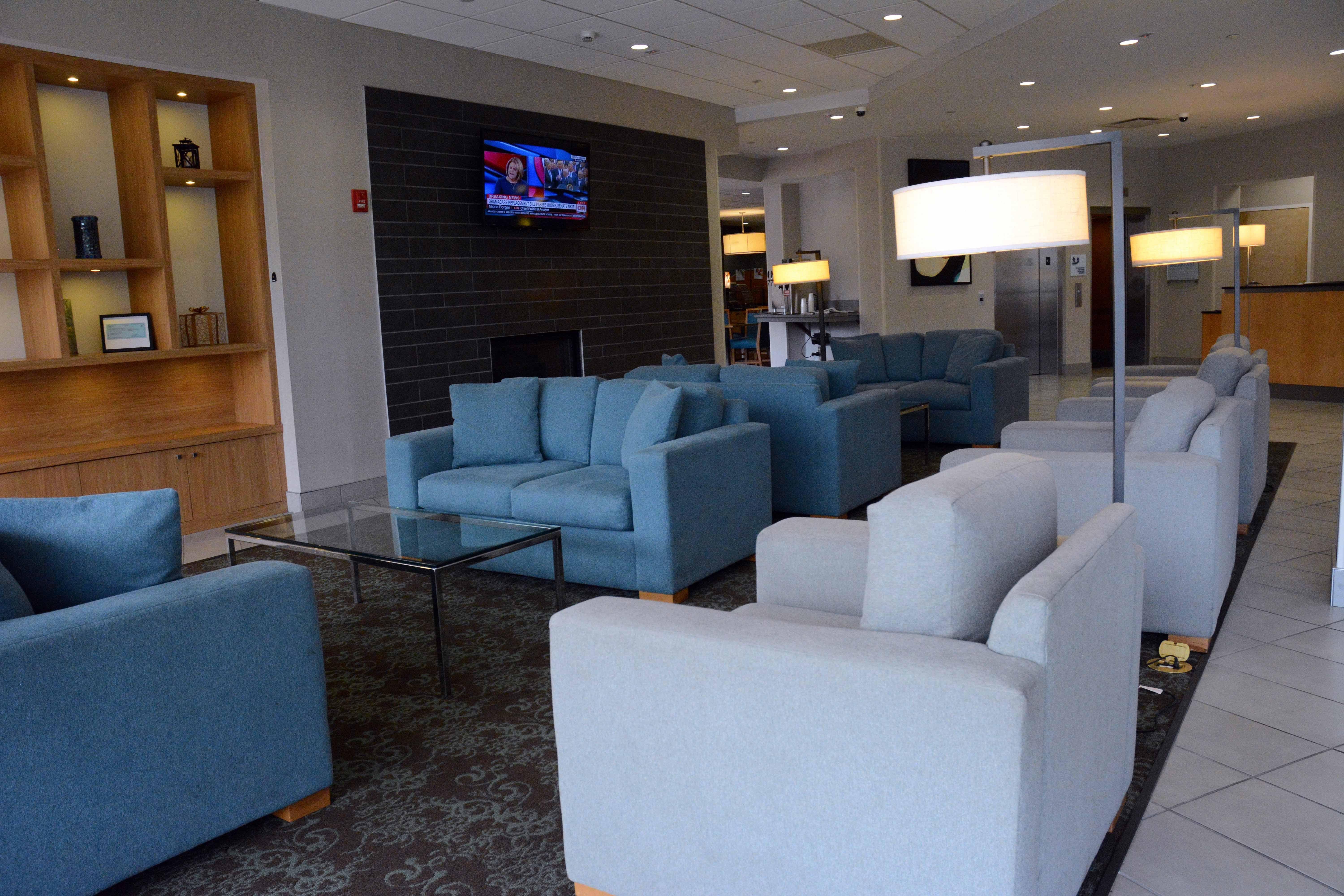 Holiday Inn Express Stamford, An Ihg Hotel מראה חיצוני תמונה