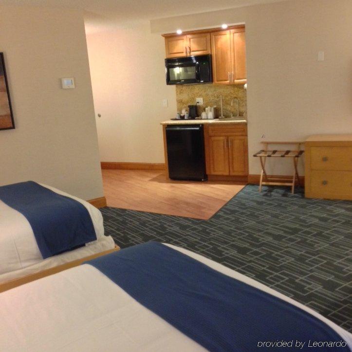 Holiday Inn Express Stamford, An Ihg Hotel מראה חיצוני תמונה